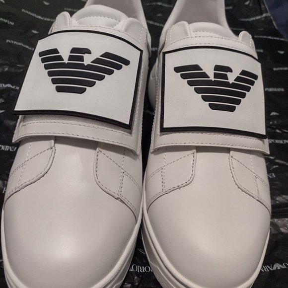 Emporio Armani Sneakers - Picture 15 of 16